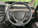 【ステアリングスイッチ】運転中、前方から目線をそらすことなく、オーディオ等の操作が可能な便利機能!安心&快適なドライブを演出してくれます♪