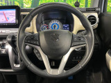 【純正革巻きステアリング】上質な革を使用することで、手にしっかり馴染みとても運転しやすいハンドルです♪