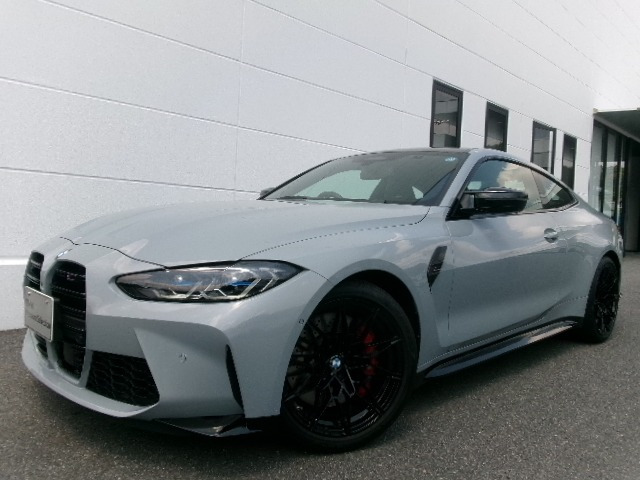 BMW M4クーペ 