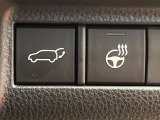 【パワーバックドア】スマートキーや運転席のボタンを押すだけでリアゲートが自動で開閉します!荷物を持っている時や、高い位置にあるバックドアを閉める際に便利な機能です♪