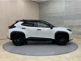 全車1年間の走行距離無制限のロングラン保証付きです。また、さらに安心をお求めの方には1年〜2年の保証延長ができる「ロングラン&alpha;保証」(有償)もお選びいただけます。