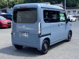 スライドドアなら狭い駐車場でもドアをぶつける心配がありません。ステップが低く乗り降りもしやすいです。