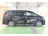 総額は岐阜県内・店頭納車、下取り車なし、1年間走行距離無制限の中古車保証付きの場合の概算です。お客様の状況により金額はかわってきますので、是非一度お問い合わせください。