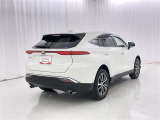 「バックフォルム」です。トランク・ラゲッジスペースには、多くの荷物を入れることが可能です。