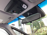 Hondaセンシング搭載!ミリ波レーダーと単眼カメラで、クルマの前方の状況を認識。ブレーキやステアリングの制御技術と協調し、安心・快適な運転や事故回避を支援する先進のシステムです!