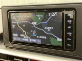 純正ナビを装備。タッチパネル式で使いやすく、お出かけもラクラクです。
