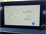 いまや必須装備「ナビゲーション」搭載!知らない場所にスイスイッとドライブ。もう、これなしではハンドルを握れませんね!でも運転中の操作は危険ですのでご注意ですね☆