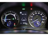 マルチインフォメーションディスプレイ付きのメーターです!エコ運転へ導く多彩な情報を表示してくれます。