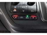 シートヒーター装備車両♪♪寒い冬はもちろん♪肌寒い春先・秋口まで活躍してくれるあると嬉しい装備です♪♪