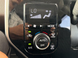 【 オートエアコン 】車内温度を感知して自動で温度調整をしてくれるのでいつでも快適な車内空間を創り上げます!