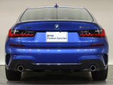 BMWのお車は、走行の安定性とコーナリングの良さを追求し、思い通りにハンドルの操作可能です。試乗車もご用意しておりますので、ぜひ&ldquo;駆け抜ける歓びをご体感ください!
