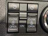 【両側パワースライドドア】スマートキーや運転席のスイッチで後席両側スライドドアの開閉が可能♪電動だから力を入れてドアを開ける必要が無く、小さなお子様でも簡単に開け閉めでき快適です♪