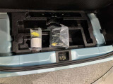 【パンク修理キット剤】こちらのお車にはパンク修理キット剤ついております♪
