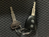 ハイゼットトラックジャンボのお買得車が入庫しました!走行1.1万km!4速AT、4WD車です!AM・FMチューナー、ETC、バックモニター、ドラレコ、LEDヘッドライト・フォグなど装備の1台です!