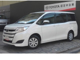車いすのままスムーズに乗り込めるだけでなく、室内も広いためご本人も同乗のご家族も快適にお過ごしいただけます。普段は通常のミニバンとして使えるので、お出かけやお買い物など幅広く活躍する一台です。
