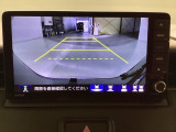 バックをするとき自動でリアの様子が映る『リアカメラ』付き! 画面で確認しながらバックが出来るので駐車の時も安心です。