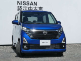 LEDヘッドライトです。ハイビームアシスト・ヘッドランプをハイビームにして走行中、前方の対向車や先行車がいたり、明るい場所を走行すると自動でロービームになります。