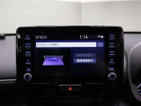 ETC2.0とは、道路沿いに設置されたITSスポットとETC2.0通信対応車載機との間の高速・大容量通信により、広範囲の渋滞・規制情報提供や安全運転支援など受けられる運転支援サービス