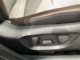 パワーシート付き。スイッチ一つで簡単にシート調整が可能!電動だから力もいりません。自分に合った快適なポジションでドライブに、お出かけしませんか!