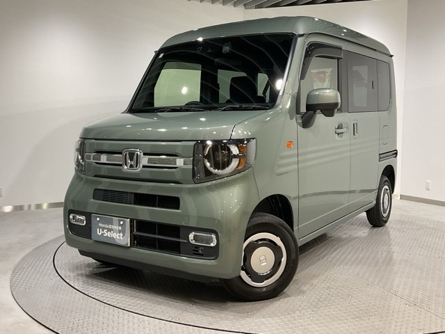 N-VAN ファン 4WD