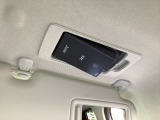 純正スマートインETCも装着済み!ETCをご利用の場合は再セットアップ費用￥3,300-が別途必要となります。車載器はサンバイザーの後ろにスマートに収納☆カードの出し入れも簡単です☆