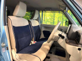 運転席シート廻りは使用感も少なく、良好な状態となっています。丁寧に使われていたことがよくわかりますね。