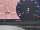 弊社新車拠点からの下取りワンオーナー車です。弊社整備工場にて点検整備を行ったうえで認定中古車保証を付帯しご納車いたしますのでご安心ください。