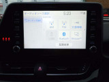 トヨタのお店でU-Carを購入すると、1年間ならどれだけ走っても保証される「ロングラン保証」が自動的に無料でついてきます。さらに、ご希望のお客様には有償で1年または2年の保証延長が可能です。
