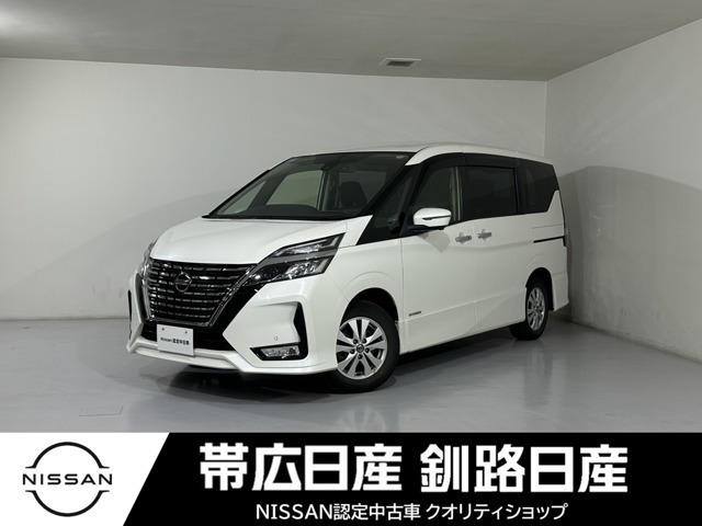 セレナ 2.0 ハイウェイスターV 4WD 