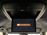 後席フリップダウンモニター☆  大きくてとても見やすいですよ♪