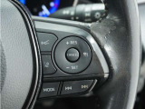 ◆アダプティブクルーズコントロール◆予め設定した車速内でクルマが自動的に加減速。前走車との適切な車間距離を維持しながら追従走行します。【LKAS】車線維持支援システムでステアリング操作を支援。