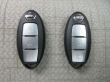 『インテリジェントキ-』機械的な鍵を使用せずに車両のドアの施錠/解錠、エンジン始動が可能なシステムです!