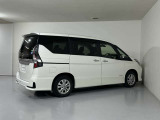 セレナ 2.0 ハイウェイスターV 4WD 