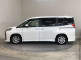 両側パワースライドドア付きだから、狭い駐車スペースなどでの 乗り降りラクラク!小さなお子さまのいるご家庭には嬉しい装備。