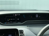 メーター内で様々な車の設定やデータの確認もできちゃいます!