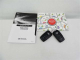ユーザーガイド、メンテナンスノートが揃っています。スマートキーは、カギを取り出す手間がなく施錠開錠・エンジン始動ができる便利なキーです。
