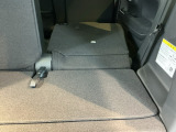 軽い力でサッと倒せるシートアレンジ。急に荷物が増えても、その場でサクッとスペースを広げられます。毎日の『困った』を『助かった』に変える工夫が満載です。