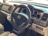 Honda車が初めての方にも扱いやすく分かりやすいインパネ周りと各種スイッチ類です。