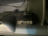グローブBOX内のカードの取り出しもしやすい場所にETC(社外品)がついています。高速道路の料金所の通過もラクラクです!。