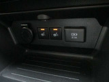 運転席、助手席ともシートヒーターつきです。
