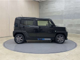 全車1年間の走行距離無制限のロングラン保証付きです。また、さらに安心をお求めの方には1年〜2年の保証延長ができる「ロングラン&alpha;保証」(有償)もお選びいただけます。
