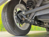 お車を安心してお乗りいただく為には、足回りの定期点検が欠かせません。サービスサポート(有償保証)では無料点検もご提供しており、安心のカーライフをお過ごしいただけるサポート体制が整っています。