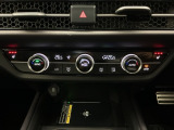 Wエアコン付きです!運転席・助手席それぞれ快適な車内でお過ごしいただけます。