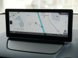 マツダコネクトの8.8インチワイドセンターディスプレイです。『Android Auto』『Apple CarPlay』や独自のコネクテッドサービスに対応したインターフェイスシステムです。
