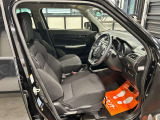 衝突軽減ブレーキ付きです♪誤操作で万が一、前方の車に衝突しそうになった際に自動でブレーキが作動し衝突の被害を軽減します!