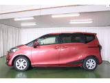 狭い駐車場でもパワーススライドドアなら安心です♪隣のお車にドアを当ててしまうことを防げます♪