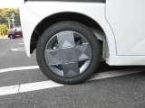 タイヤの溝はまだまだ大丈夫ですよ。