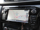 日産純正カーナビゲーション・大画面表示で地図も見やすく、初めての道もこれがあれば安心ですね。