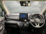 一体感のある運転席周り♪快適なドライブをお楽しみください&cap;( &acute;&forall;`)&cap;