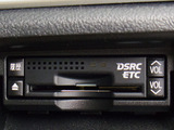 ★ETC(DSRC)が装備されています!!社外品とは違い収まりの良いデザインが人気!高速道路を利用する際は必需品ですよね!!ストレス無く料金所を通過出来ます!!